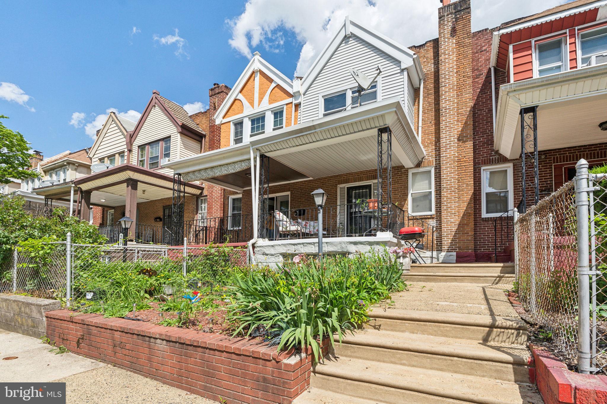 PHILADELPHIA - Residential