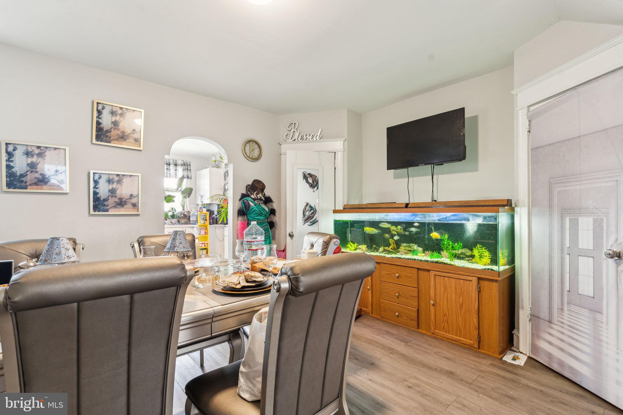 PHILADELPHIA - Residential