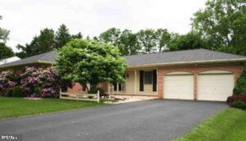 Photo of 28 Meadow Lane, Smoketown, PA 17576 (MLS # PALA2052062)