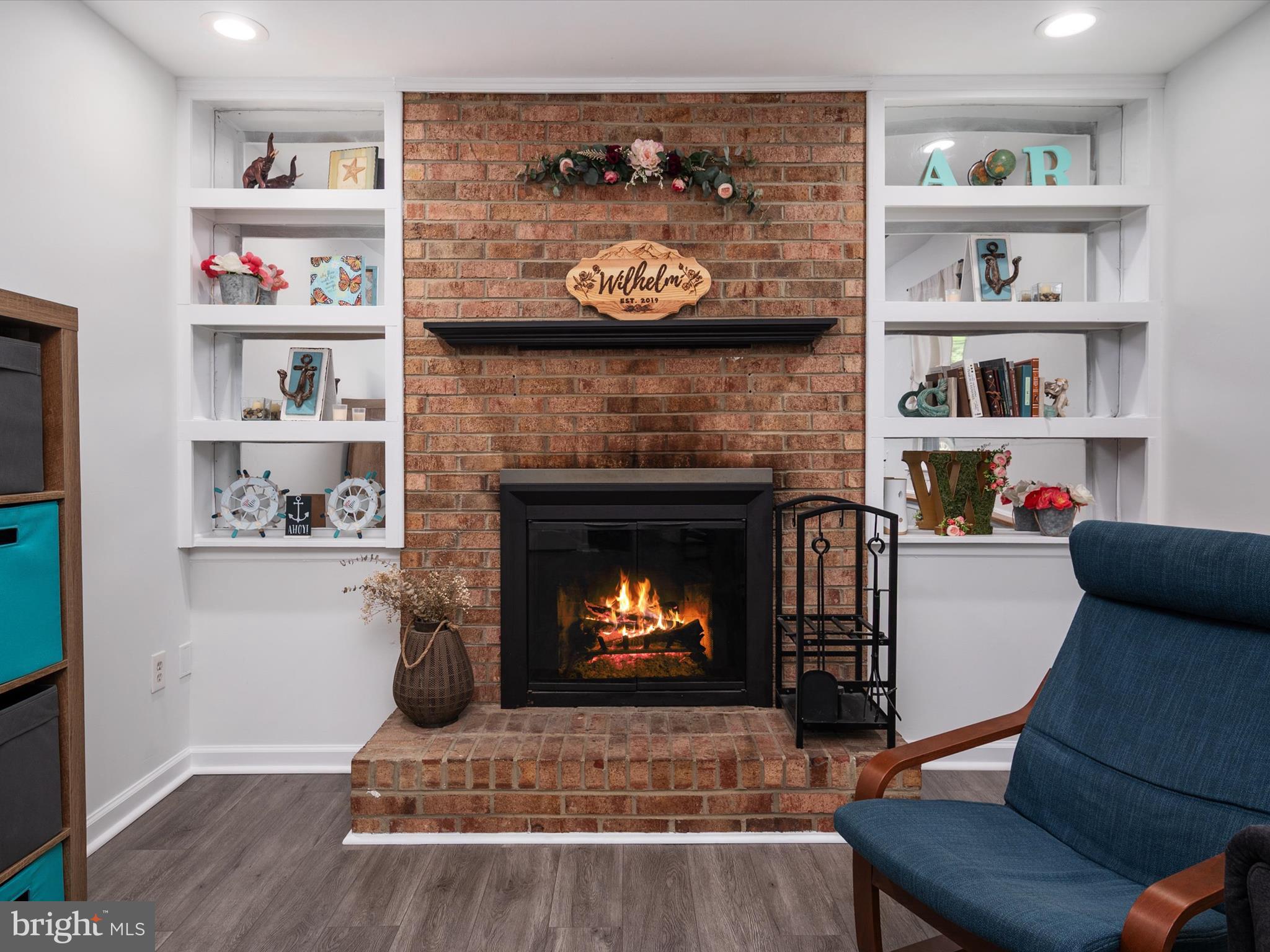 NORTHVIEW AT LAKE VILLAGE - Residential