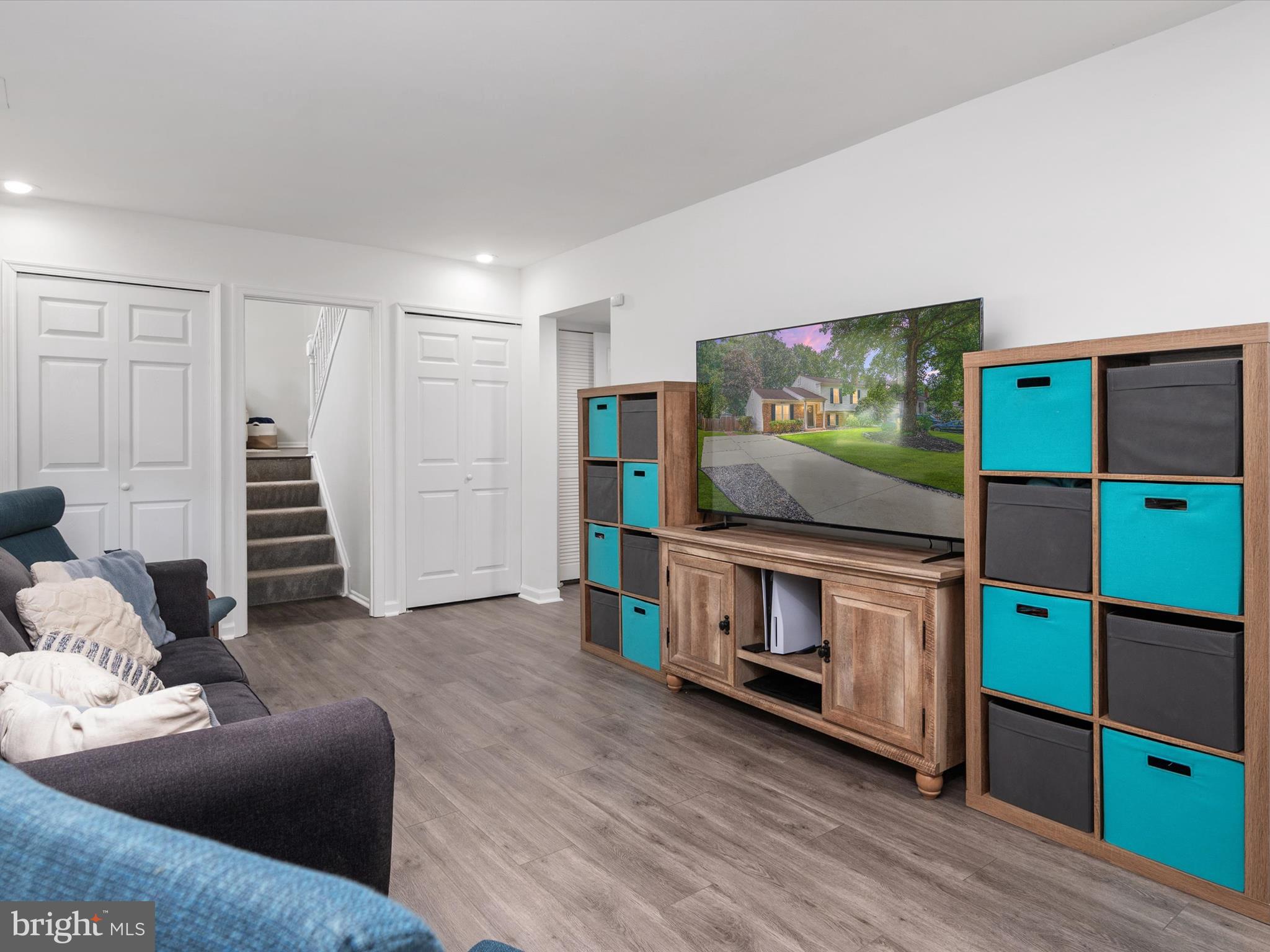 NORTHVIEW AT LAKE VILLAGE - Residential