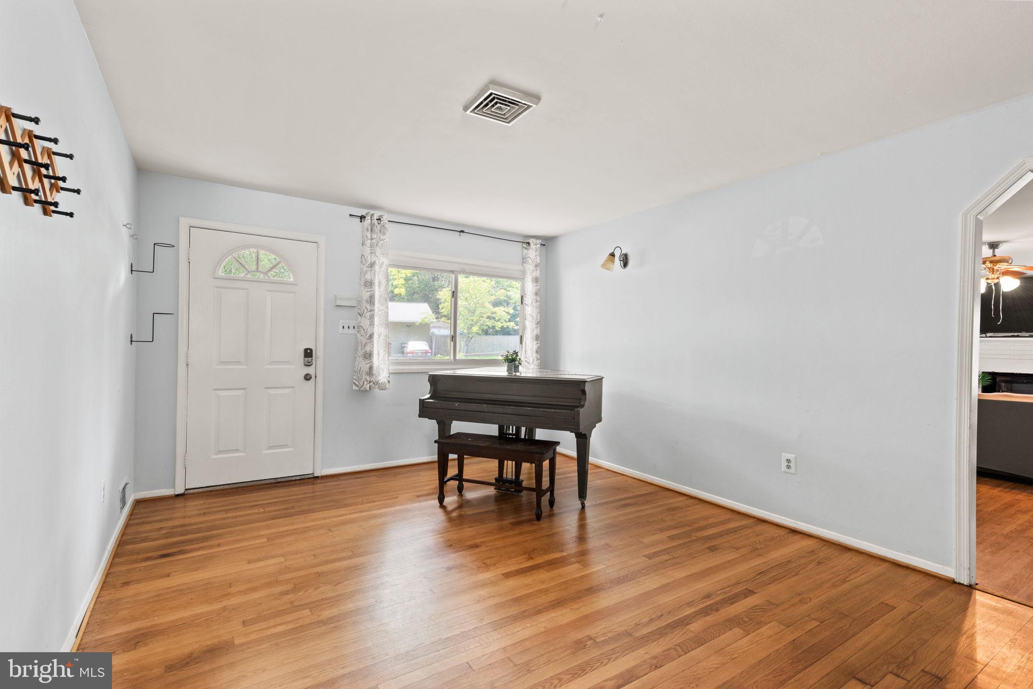 BELMONT - Residential