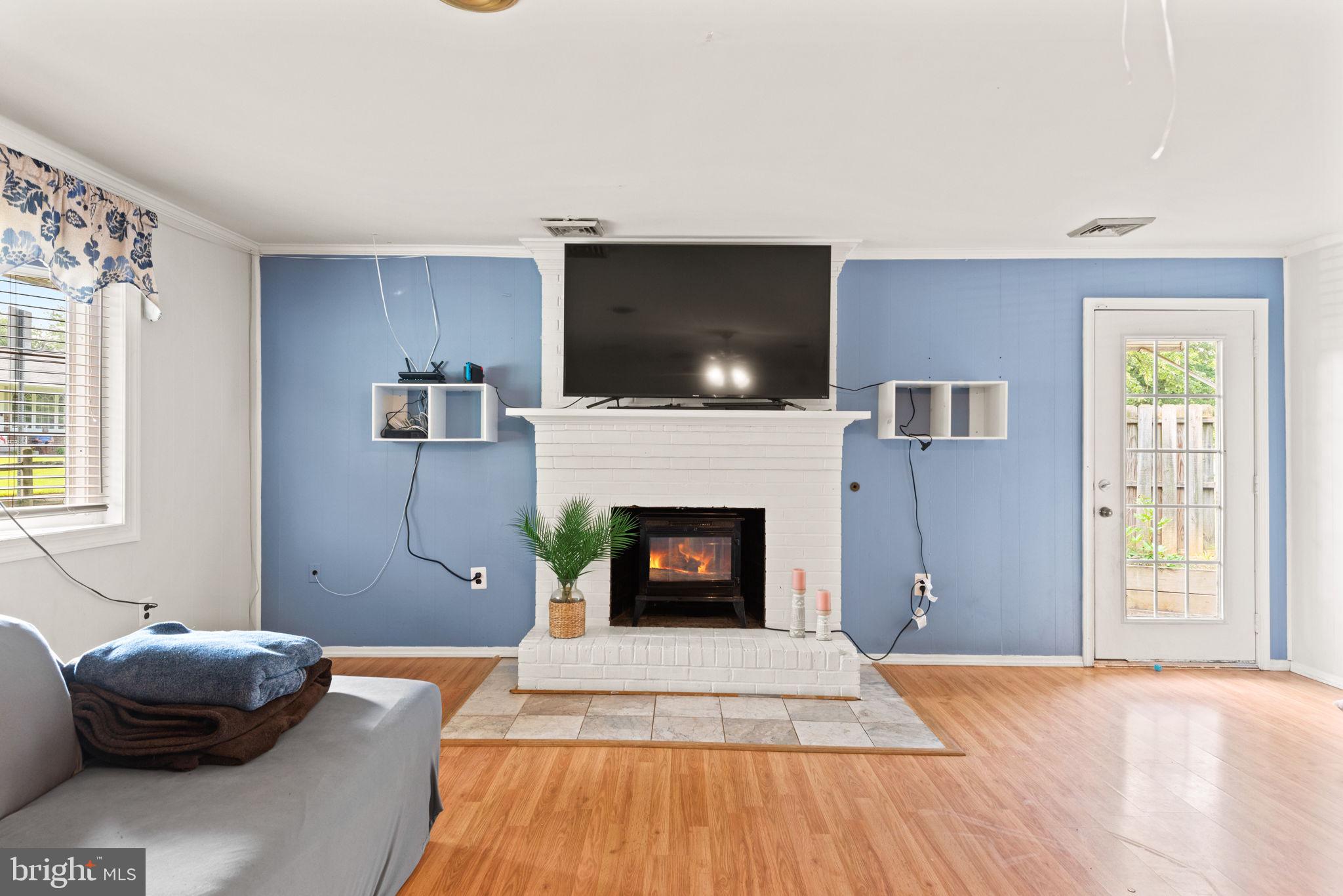 BELMONT - Residential