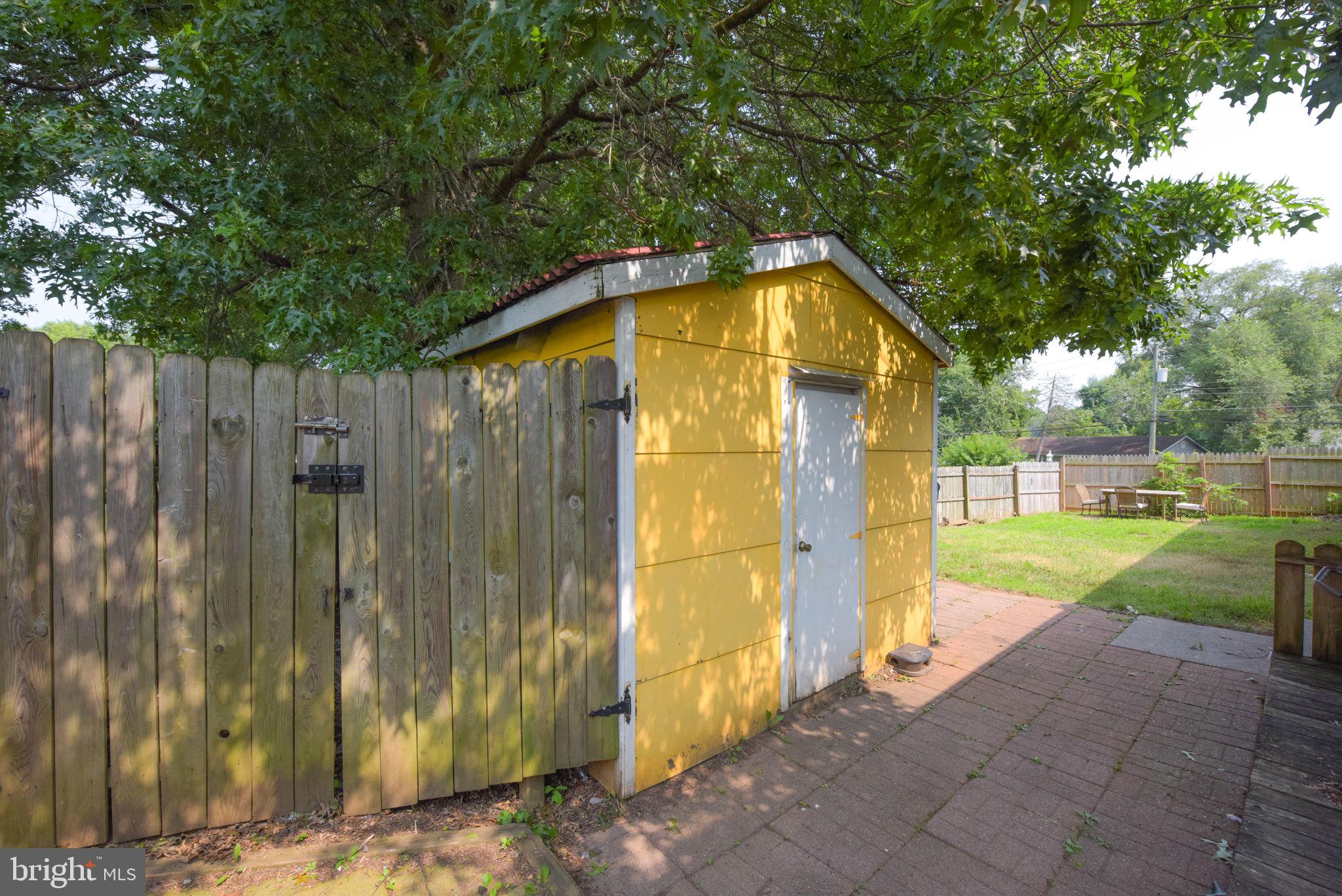 BELMONT - Residential