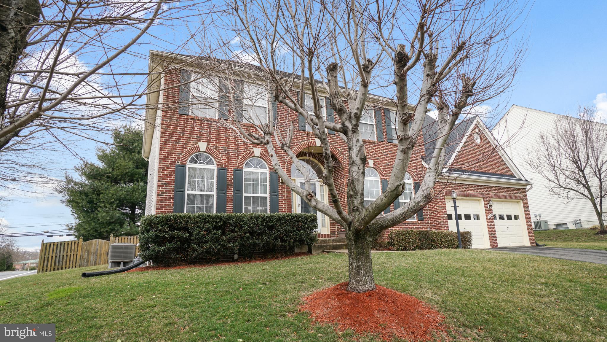 WOODLANDS OF FAIR LAKES - Residential