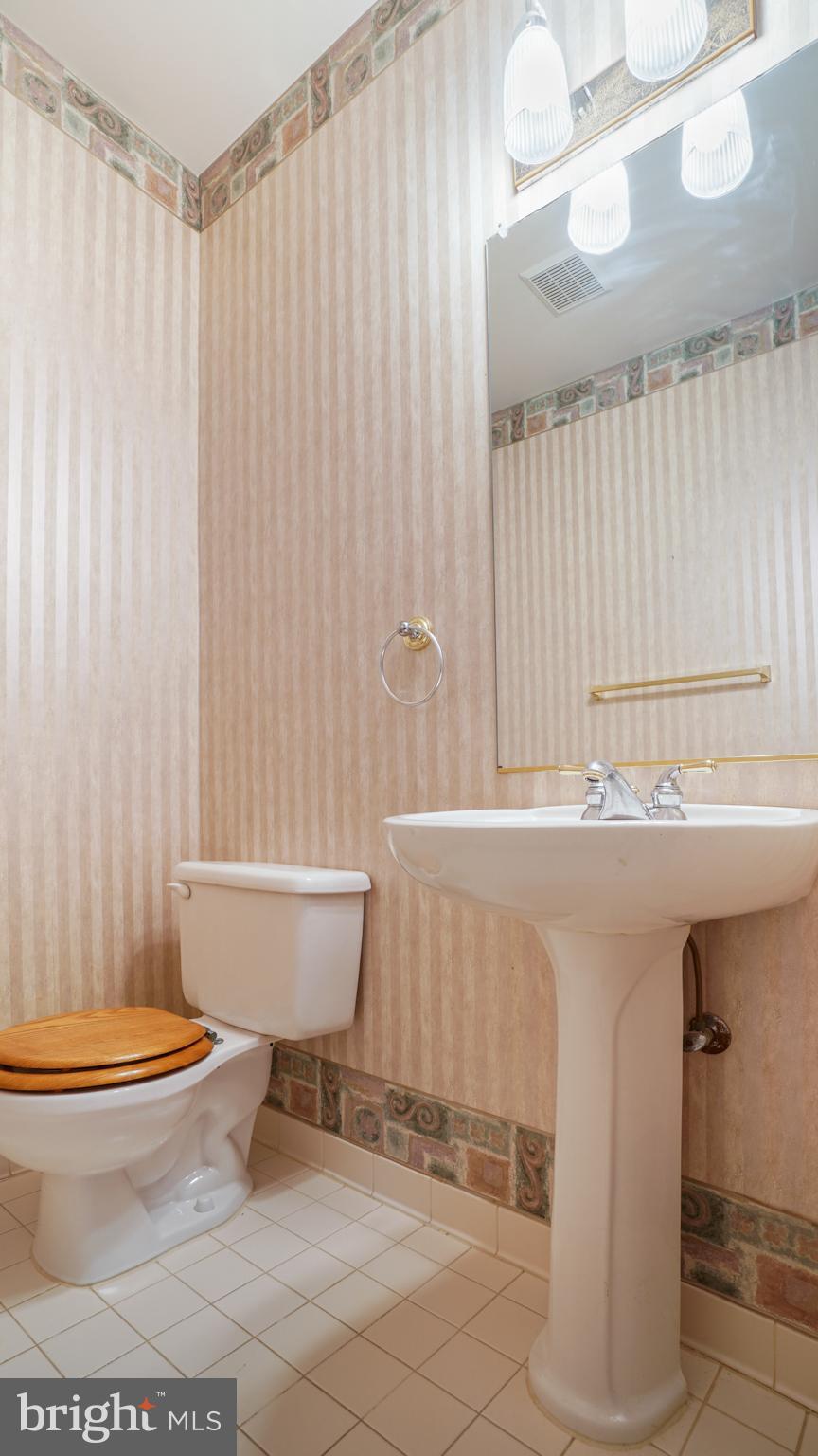 WOODLANDS OF FAIR LAKES - Residential