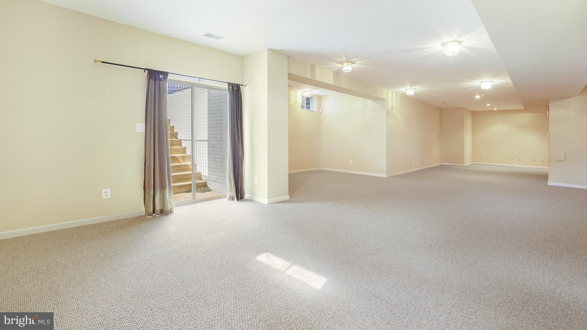 WOODLANDS OF FAIR LAKES - Residential