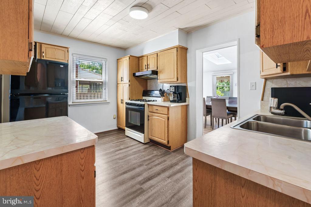 GLEN GARDENS - Residential