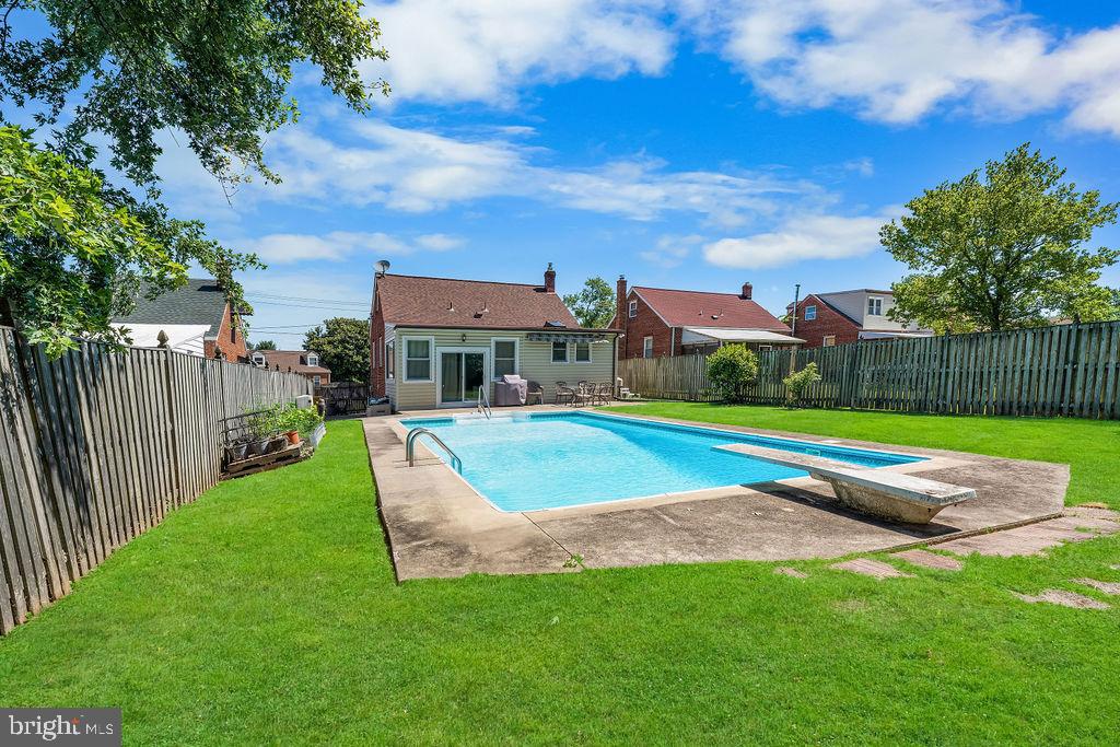 GLEN GARDENS - Residential