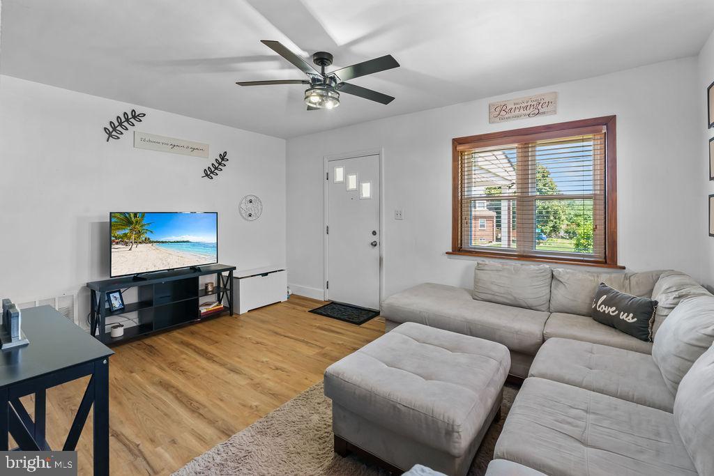 GLEN GARDENS - Residential