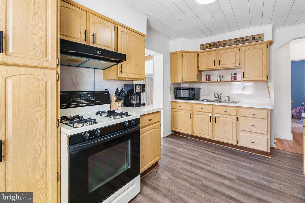 GLEN GARDENS - Residential