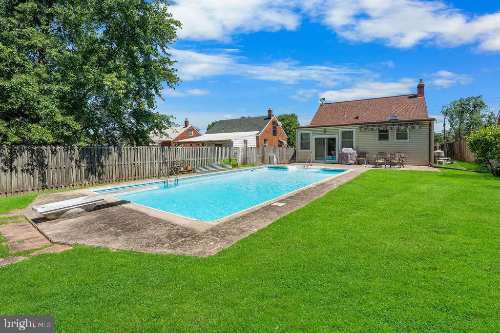 GLEN GARDENS - Residential