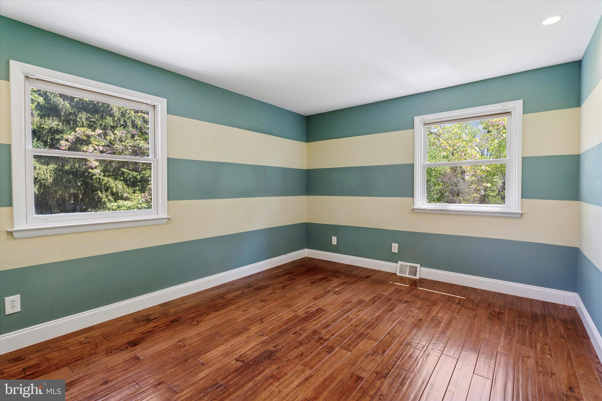 FRIENDSHIP HILLS - Residential Lease