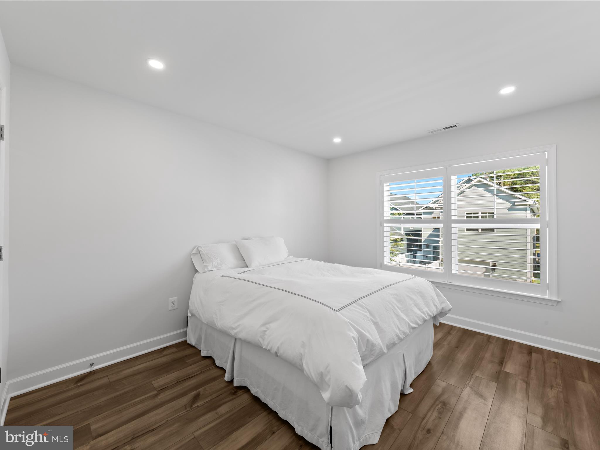 ST. MICHAELS POINTE - Residential