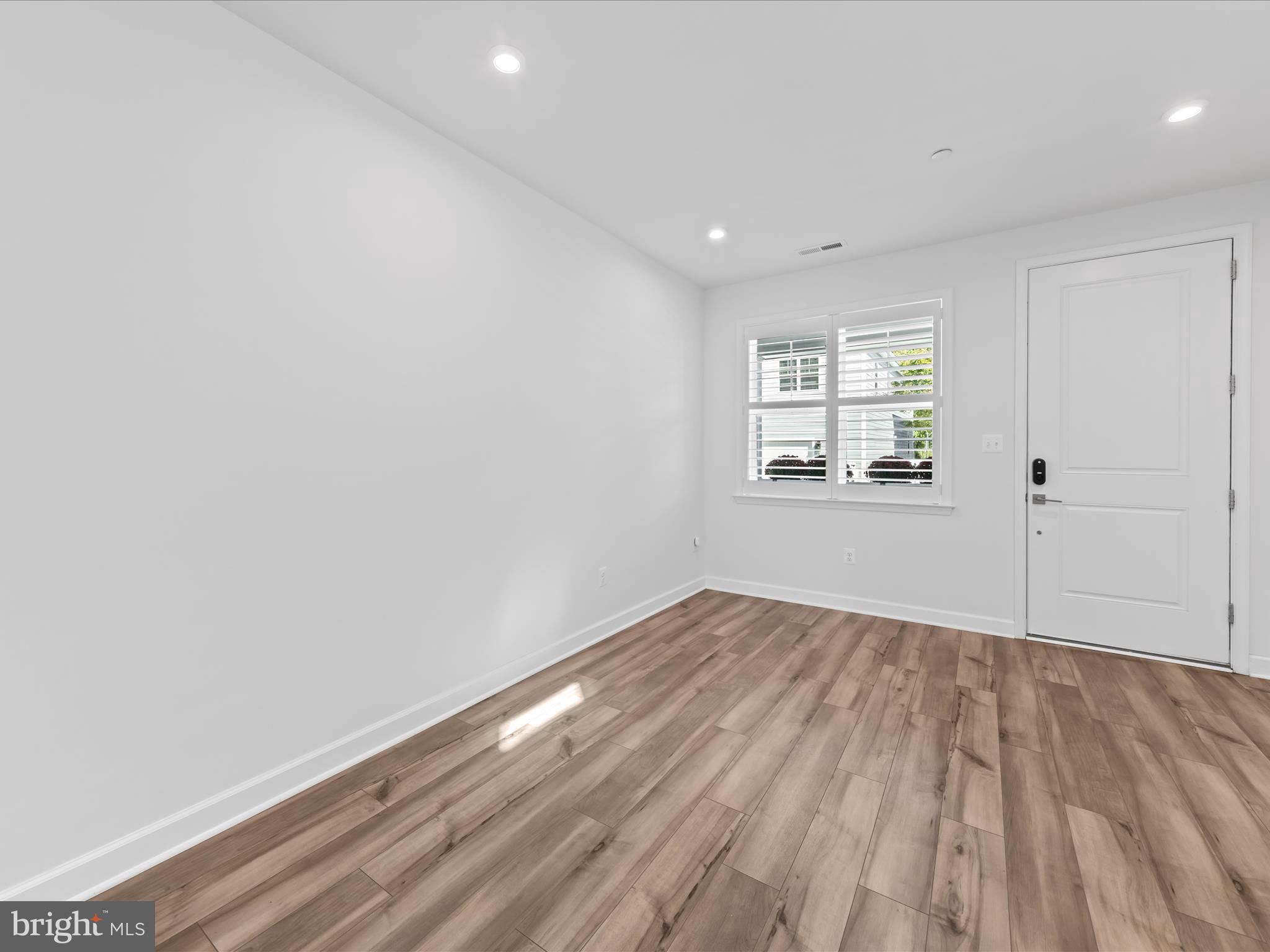 ST. MICHAELS POINTE - Residential