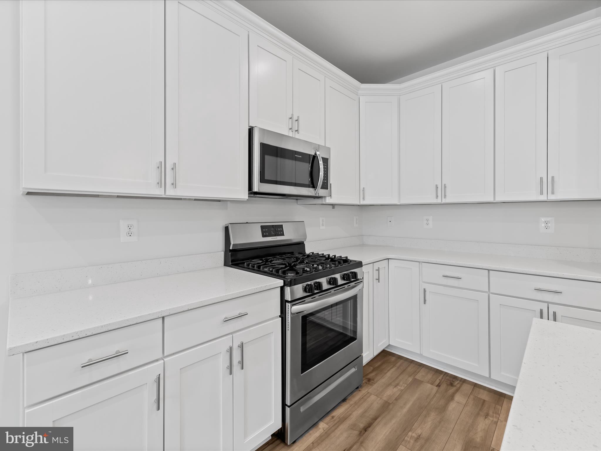 ST. MICHAELS POINTE - Residential