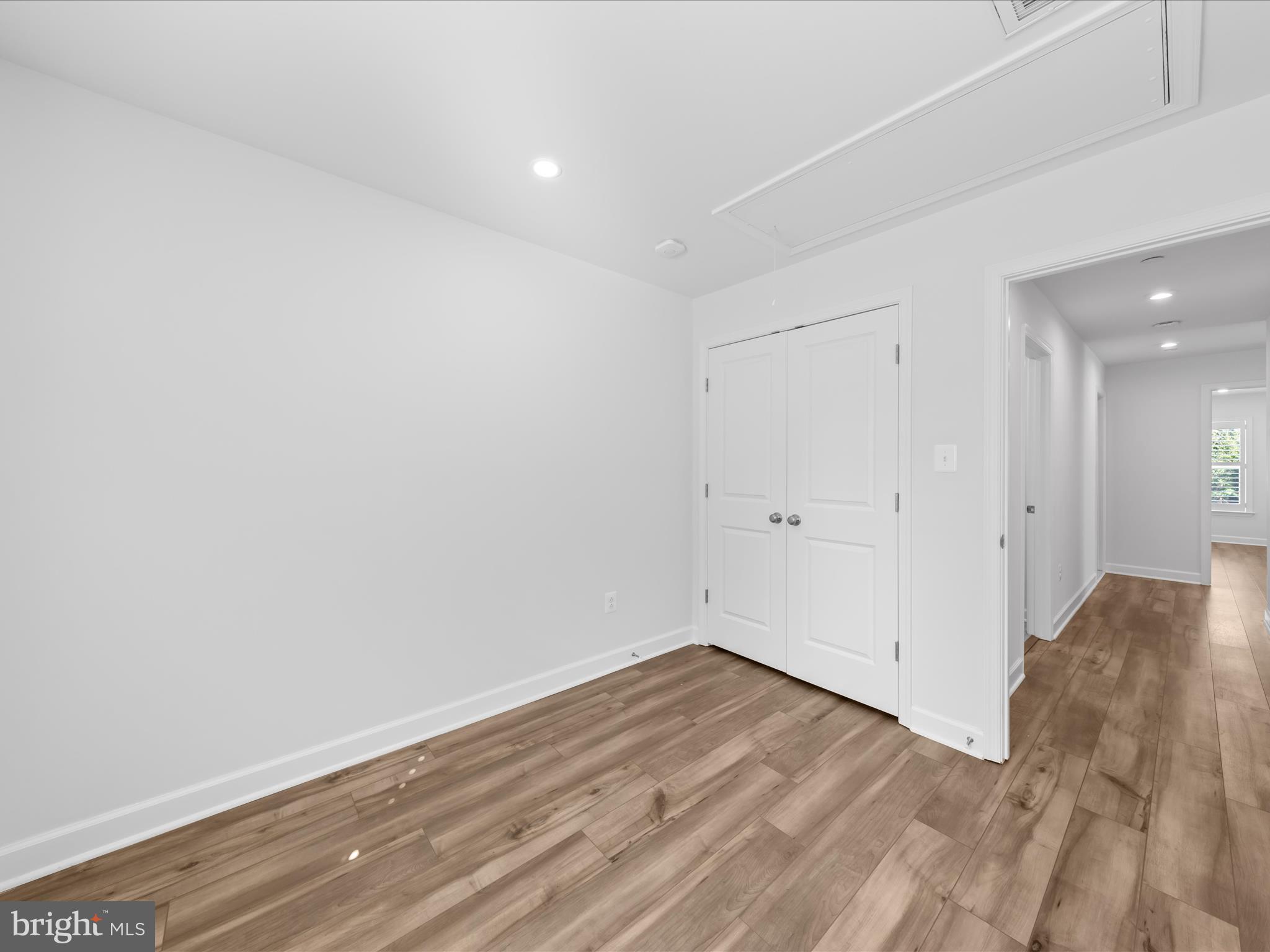 ST. MICHAELS POINTE - Residential