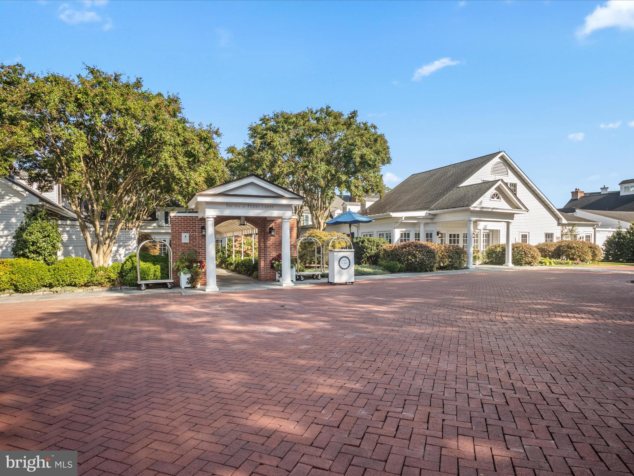 ST. MICHAELS POINTE - Residential