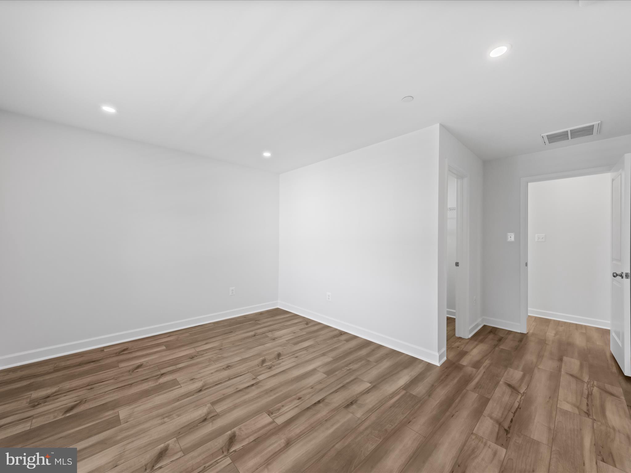 ST. MICHAELS POINTE - Residential