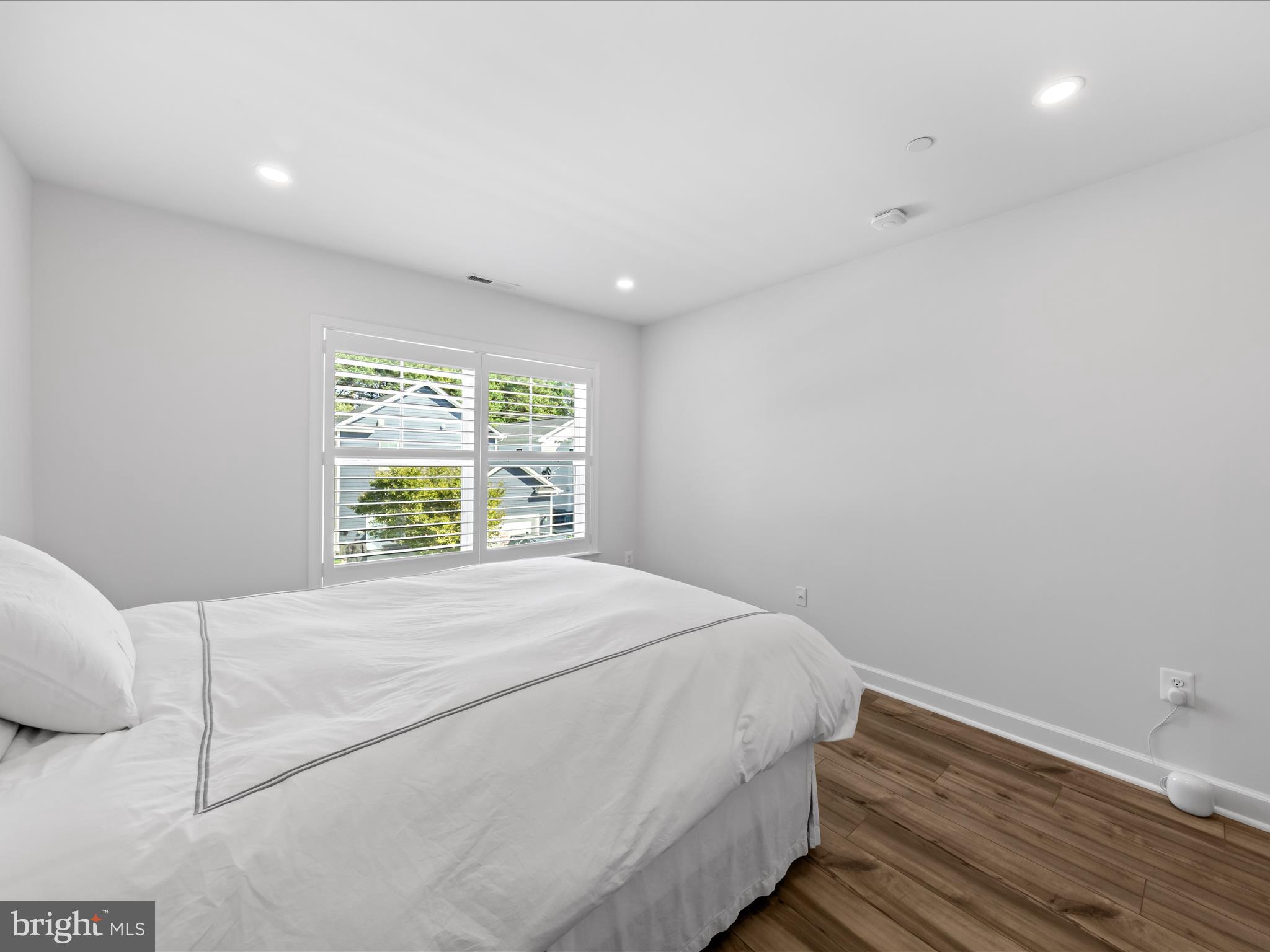 ST. MICHAELS POINTE - Residential