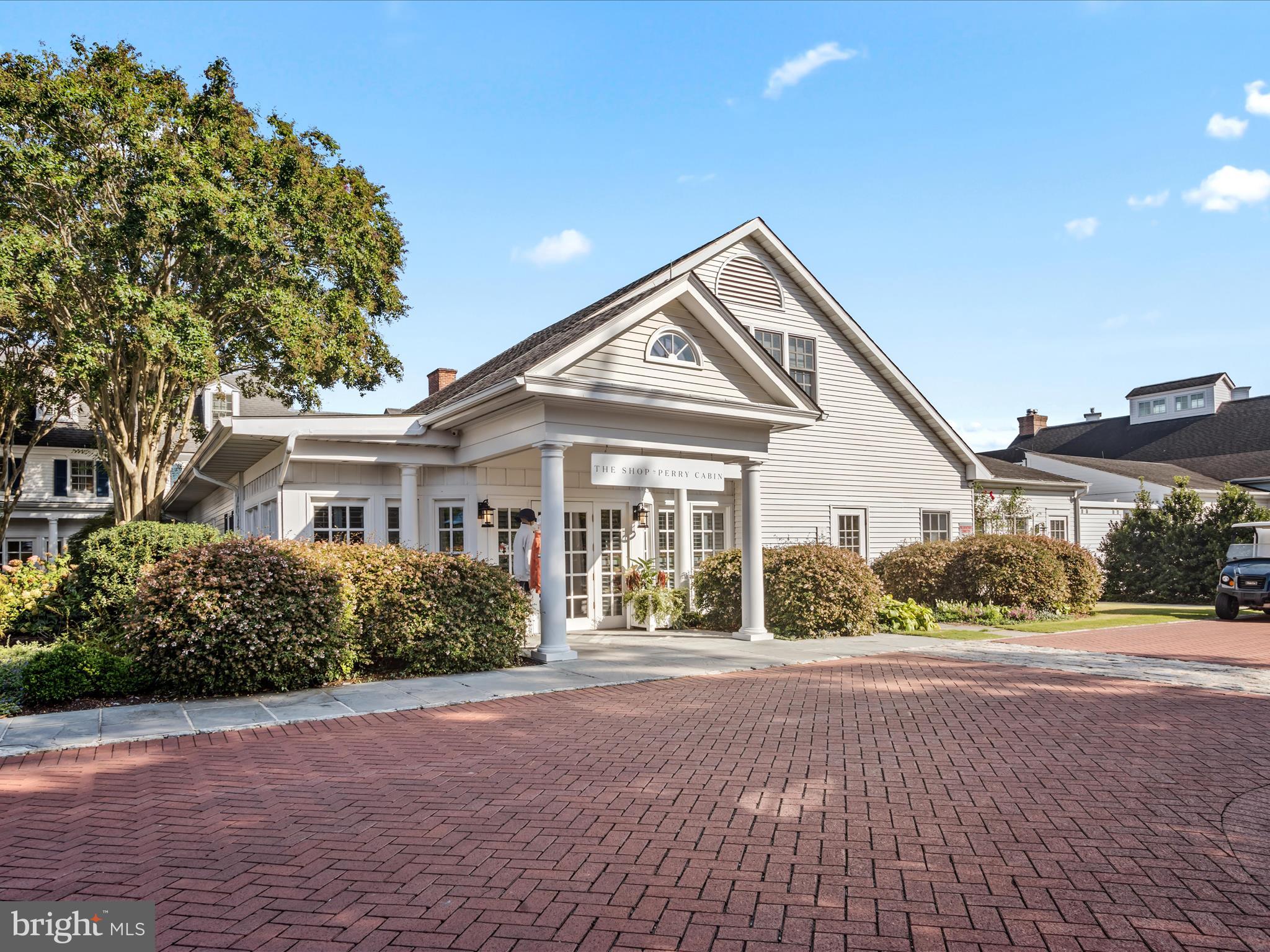 ST. MICHAELS POINTE - Residential