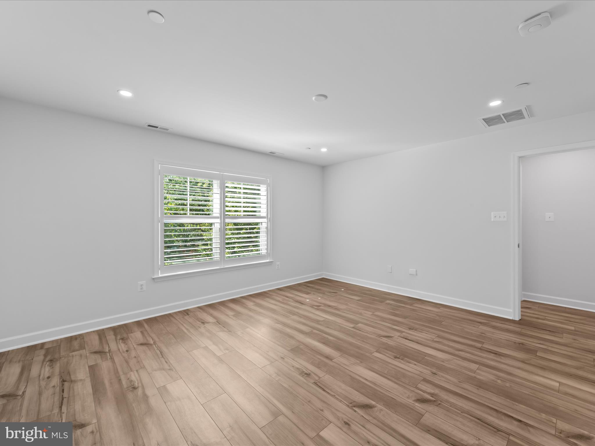 ST. MICHAELS POINTE - Residential