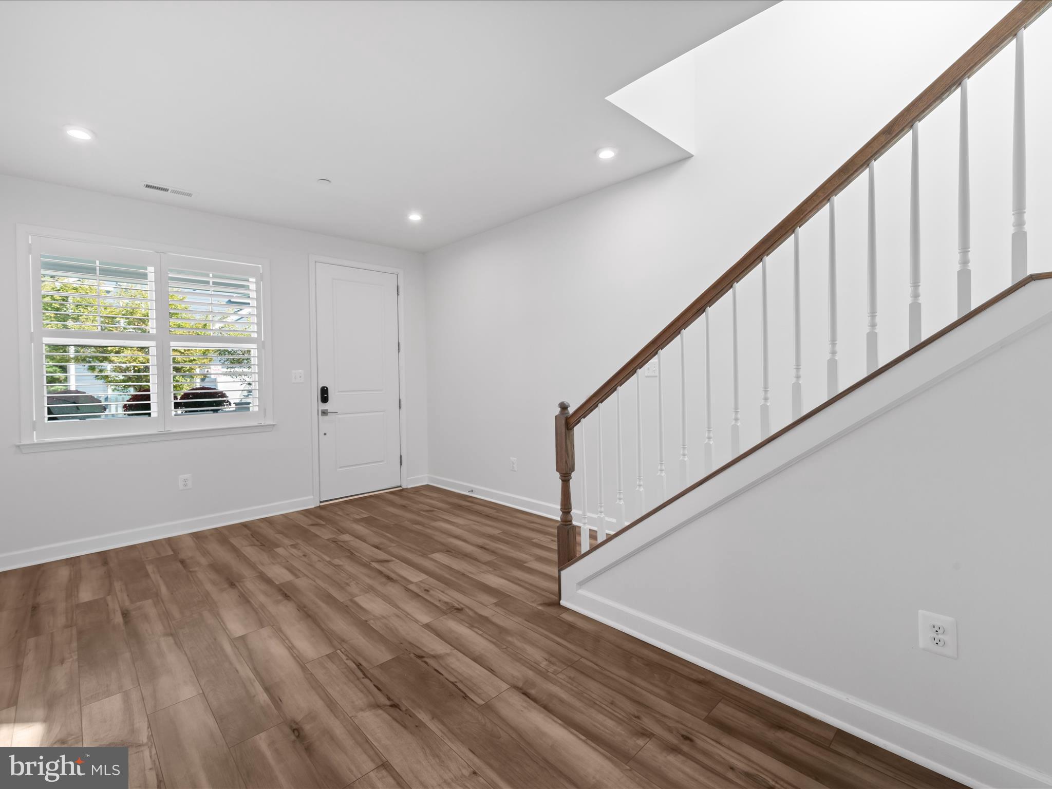 ST. MICHAELS POINTE - Residential