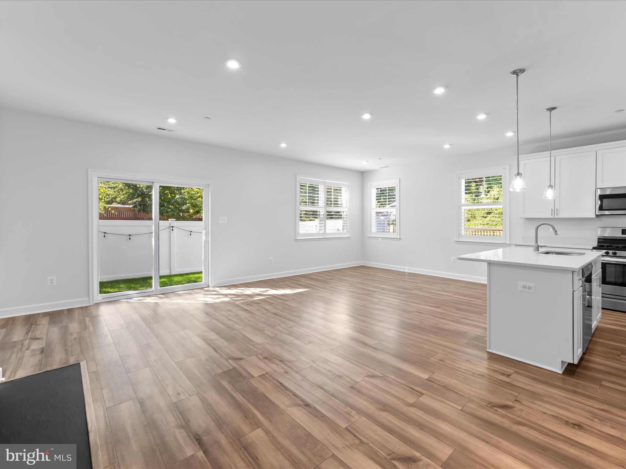 ST. MICHAELS POINTE - Residential