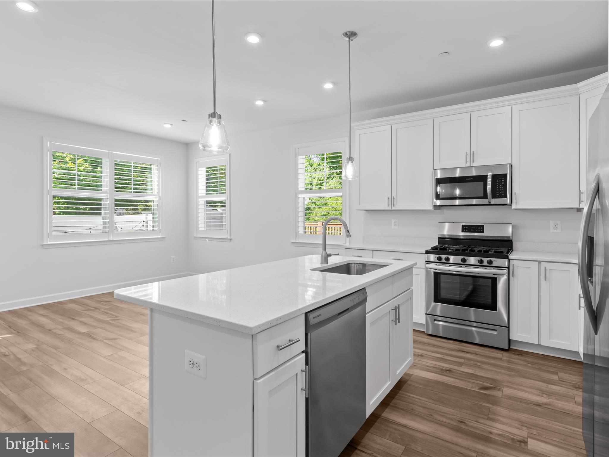 ST. MICHAELS POINTE - Residential