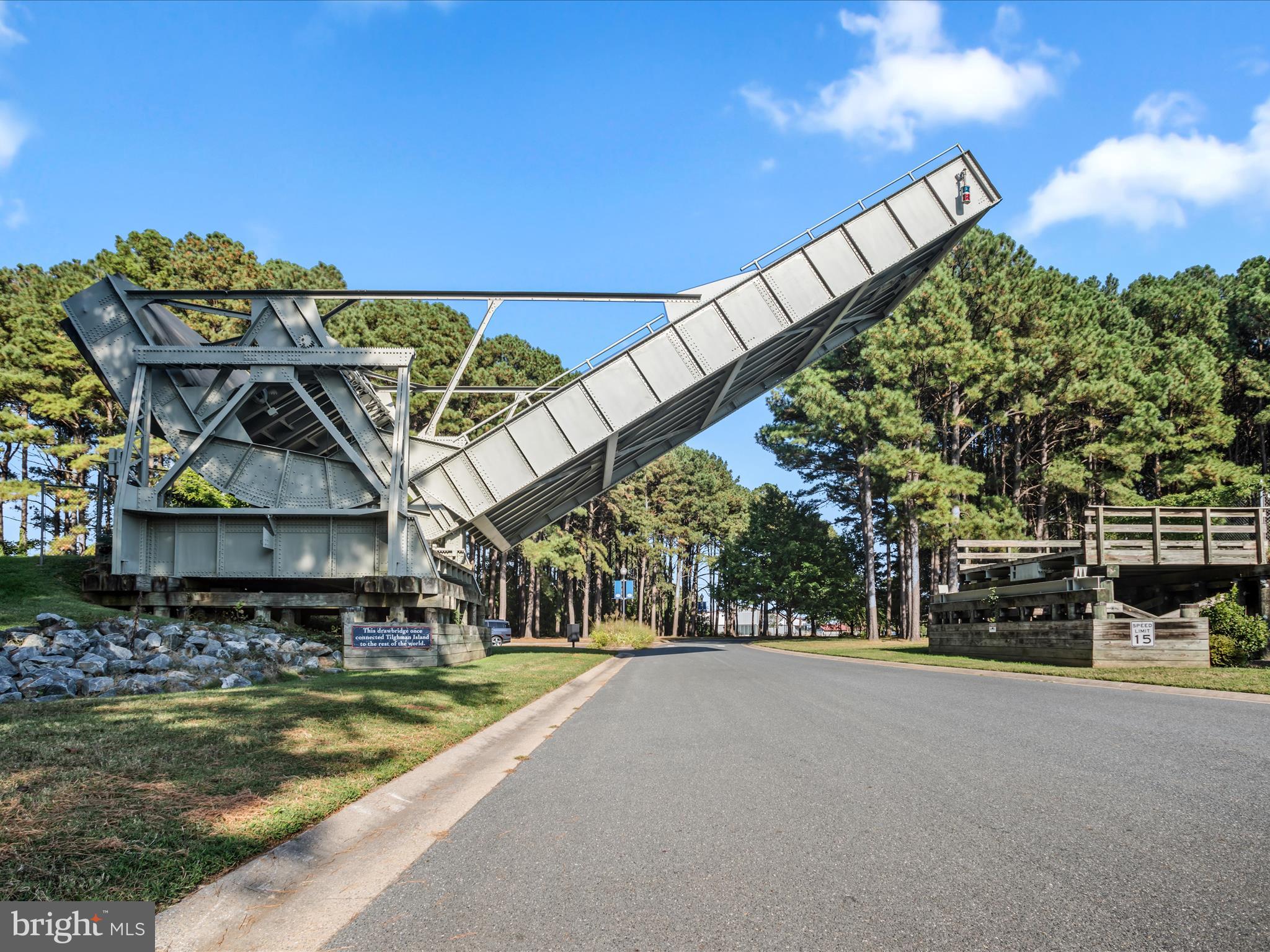ST. MICHAELS POINTE - Residential