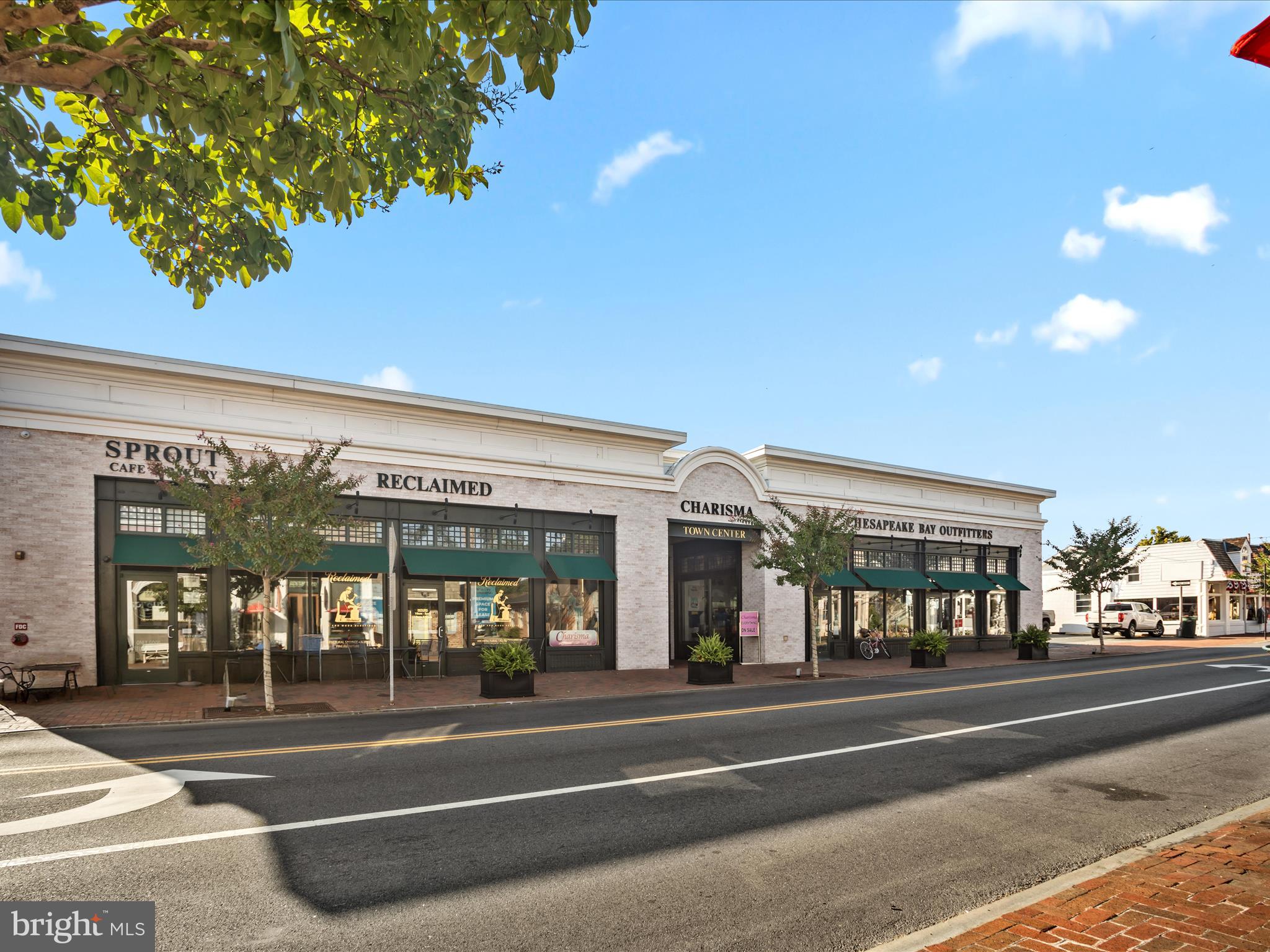 ST. MICHAELS POINTE - Residential