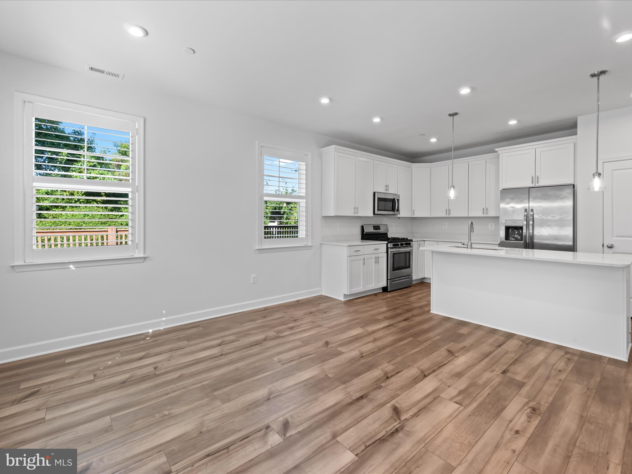 ST. MICHAELS POINTE - Residential