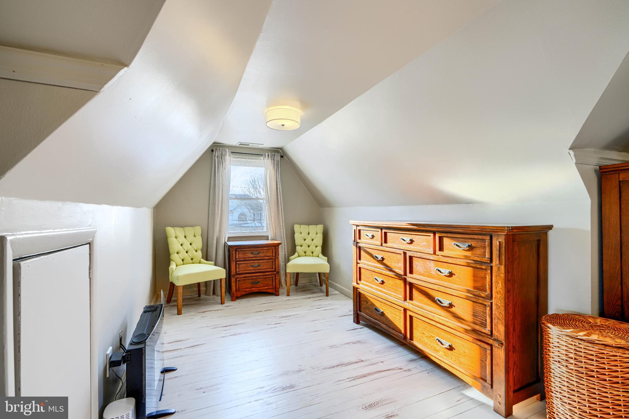 WHITE MARSH - Residential