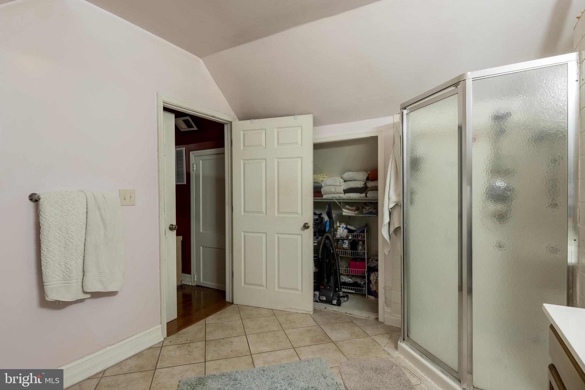 GLEN BURNIE - Residential