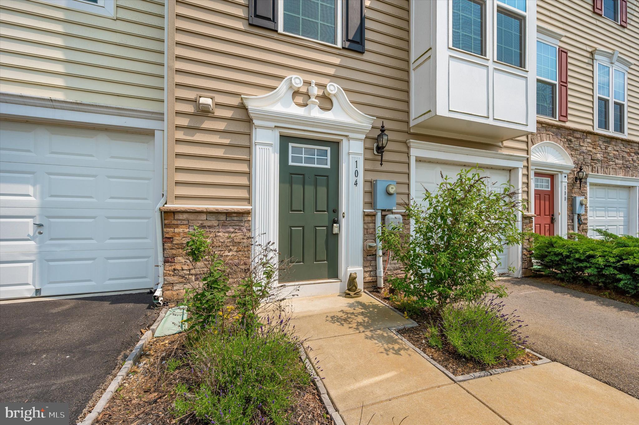 POTOMAC STATION - Residential