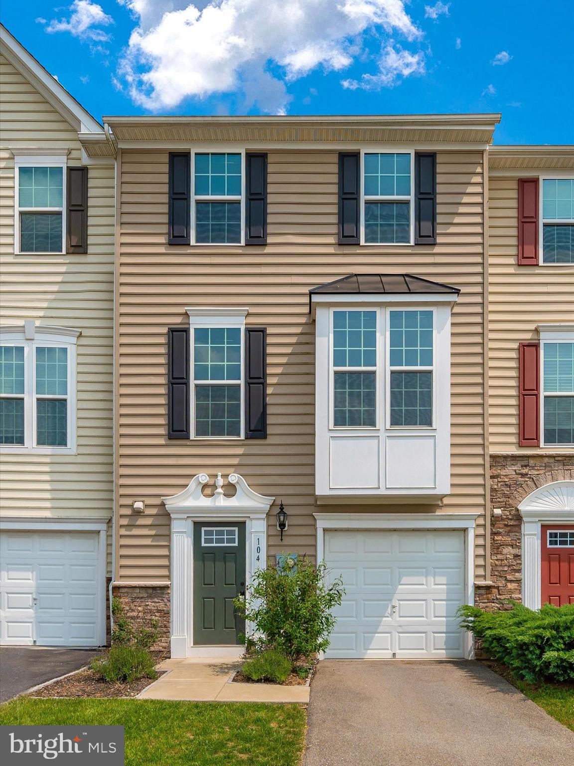 POTOMAC STATION - Residential