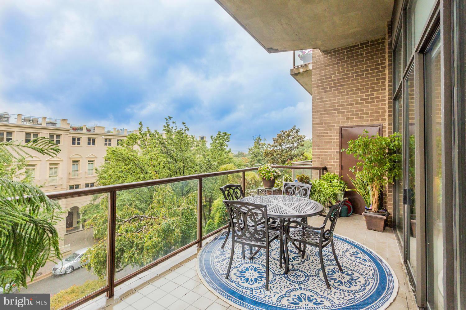 THE WESLIE - Residential