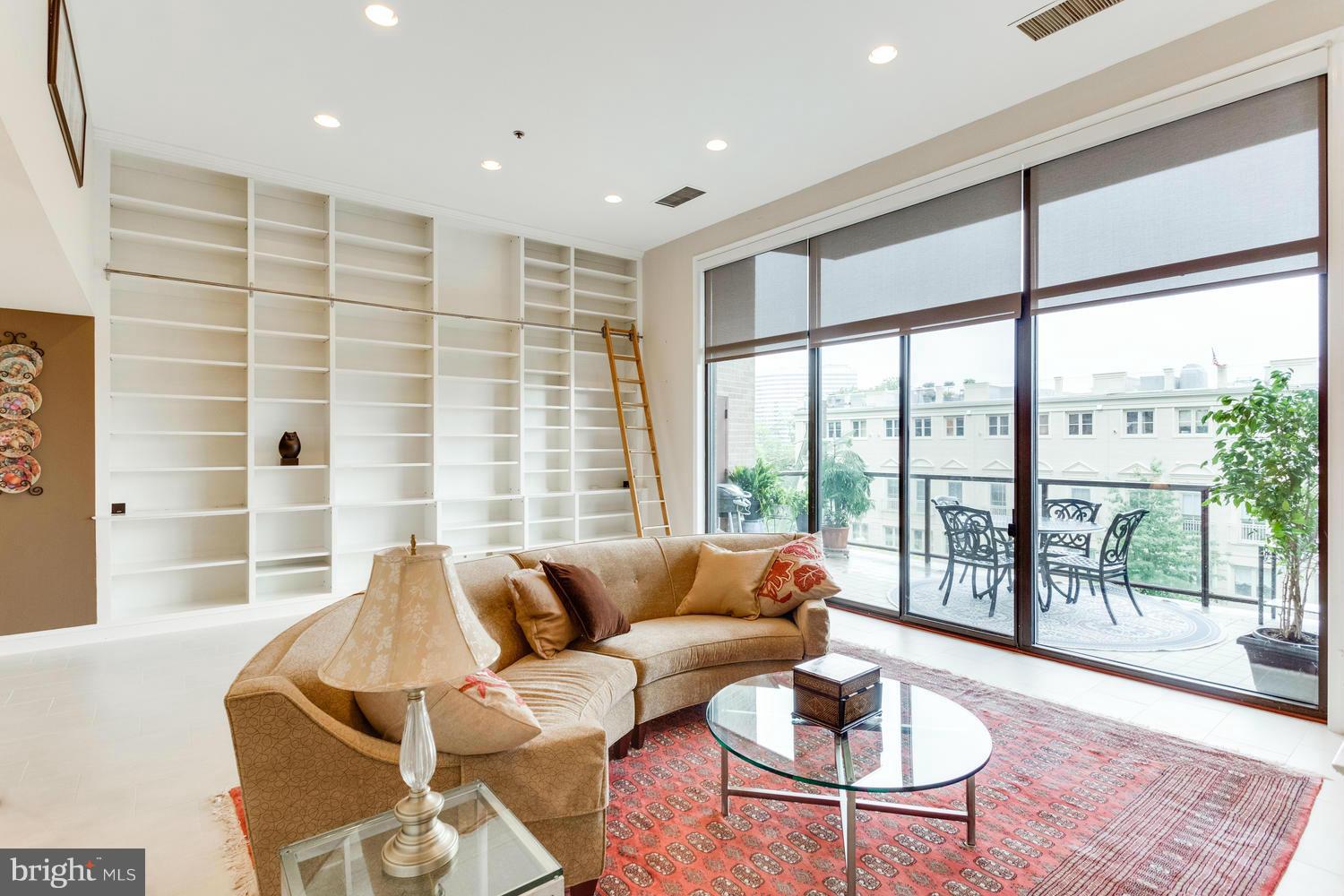 THE WESLIE - Residential