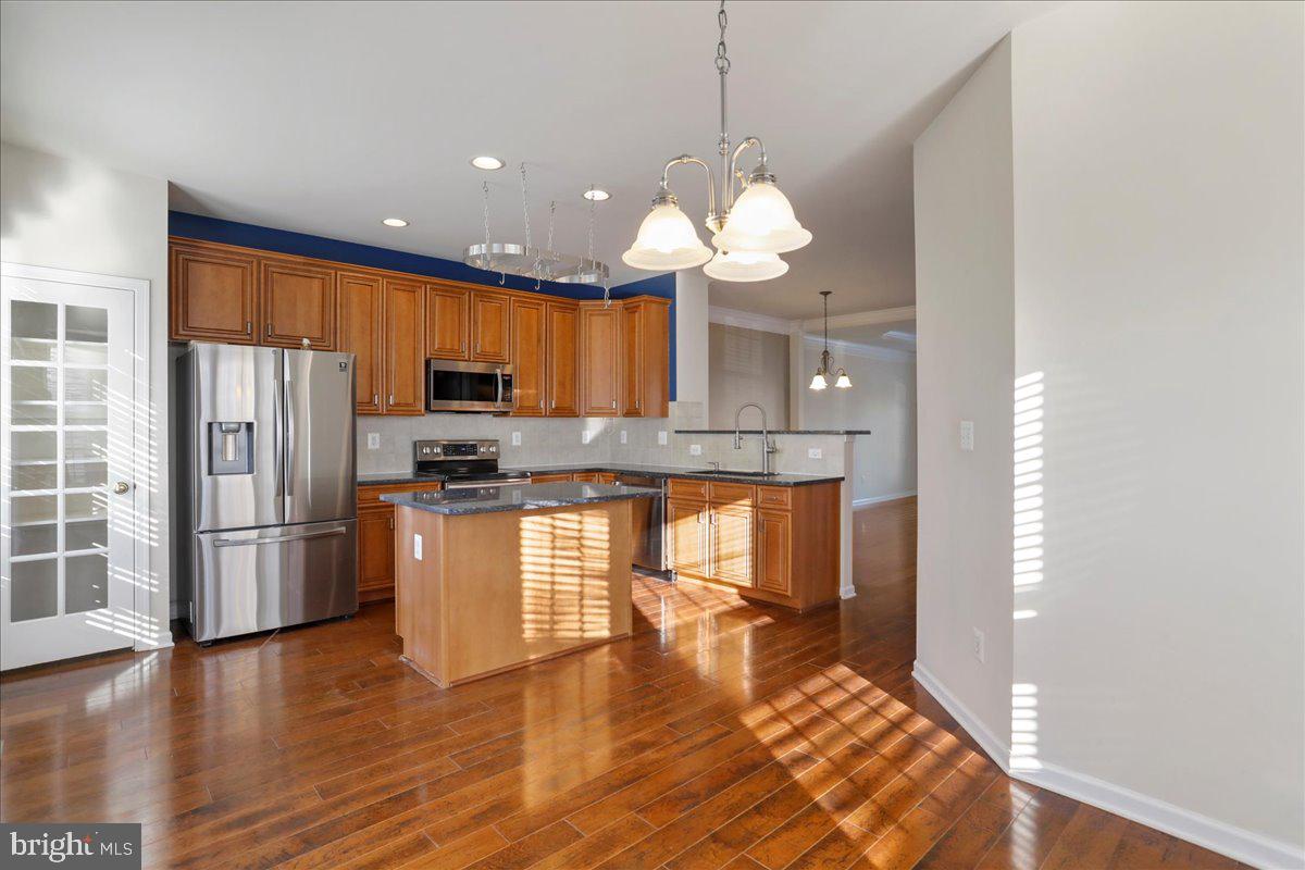 MARTINSBURG STATION - Residential