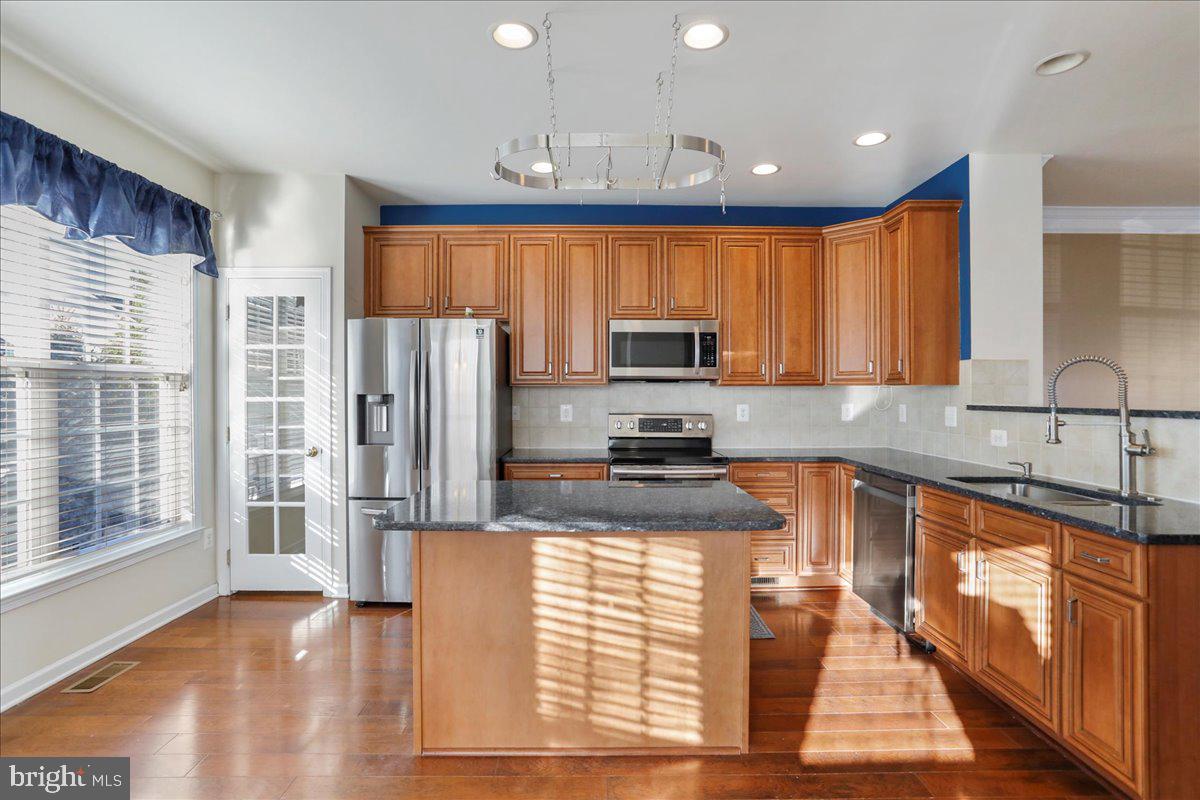 MARTINSBURG STATION - Residential