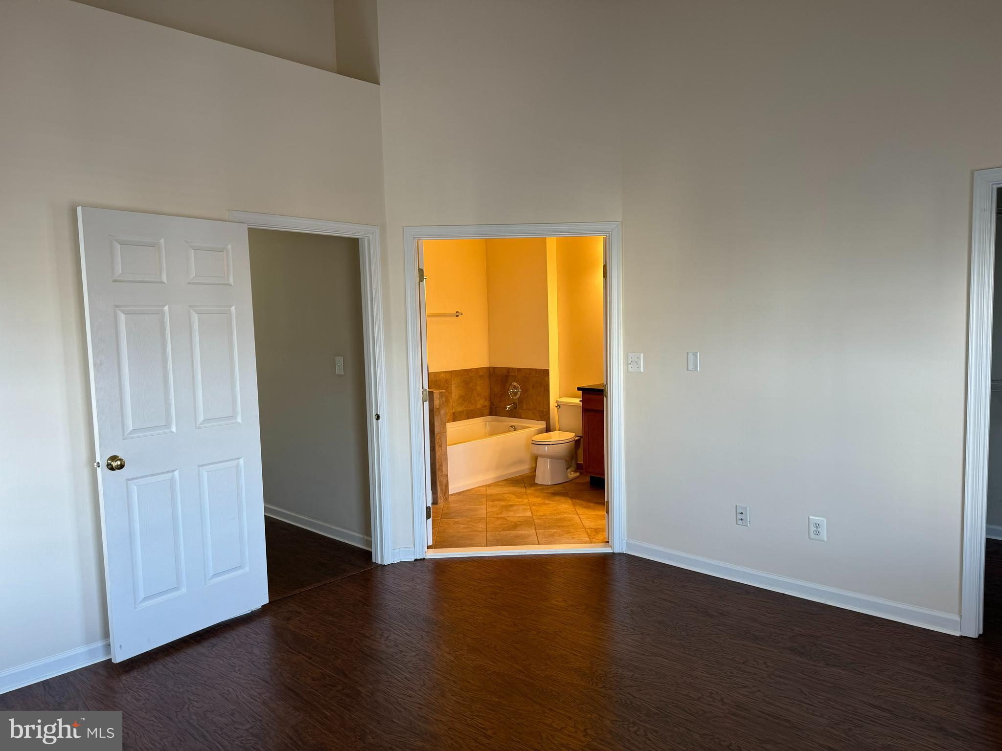 MARTINSBURG STATION - Residential