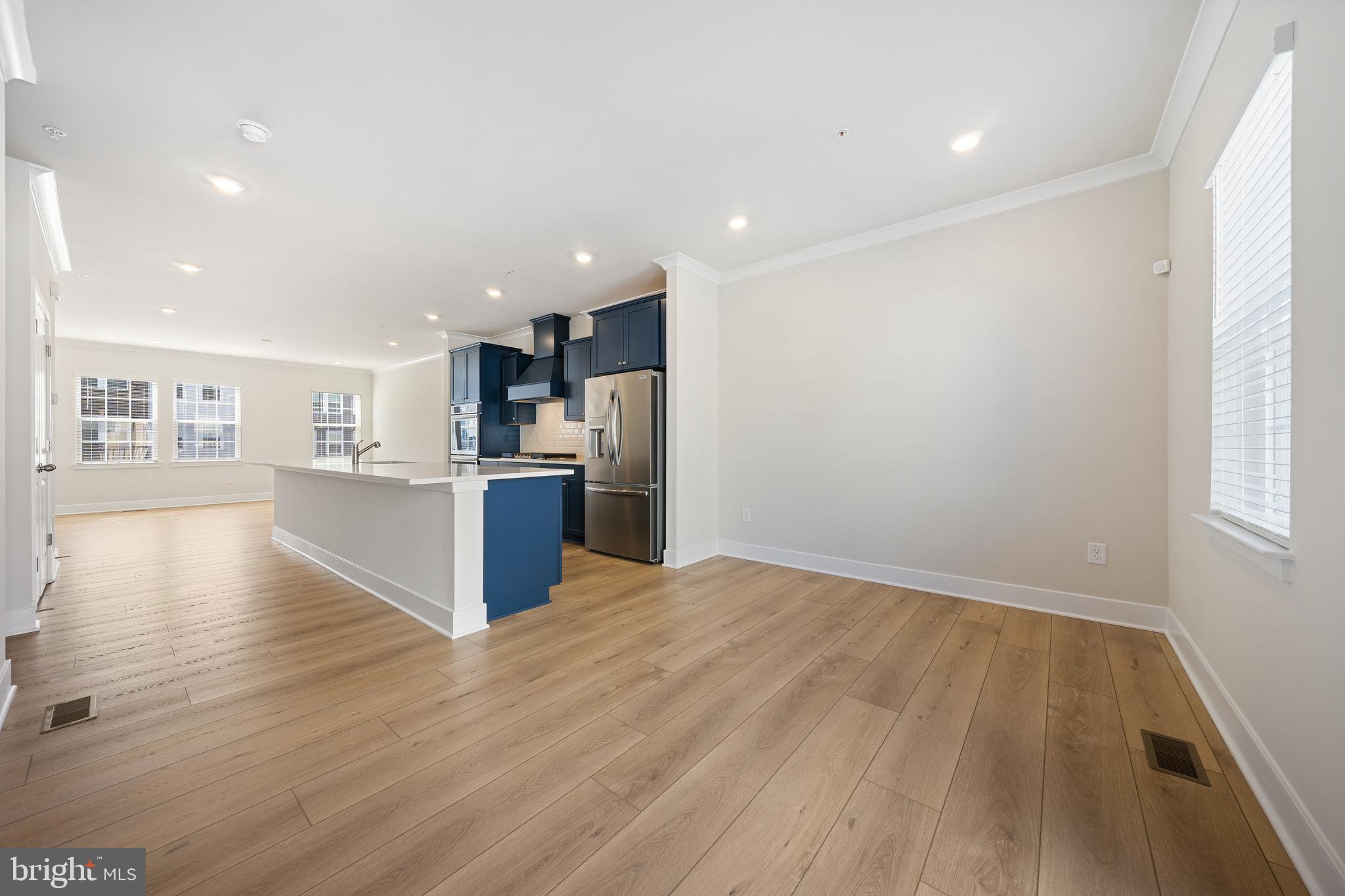 THE WOODS AT MYRTLE POINT - Residential Lease