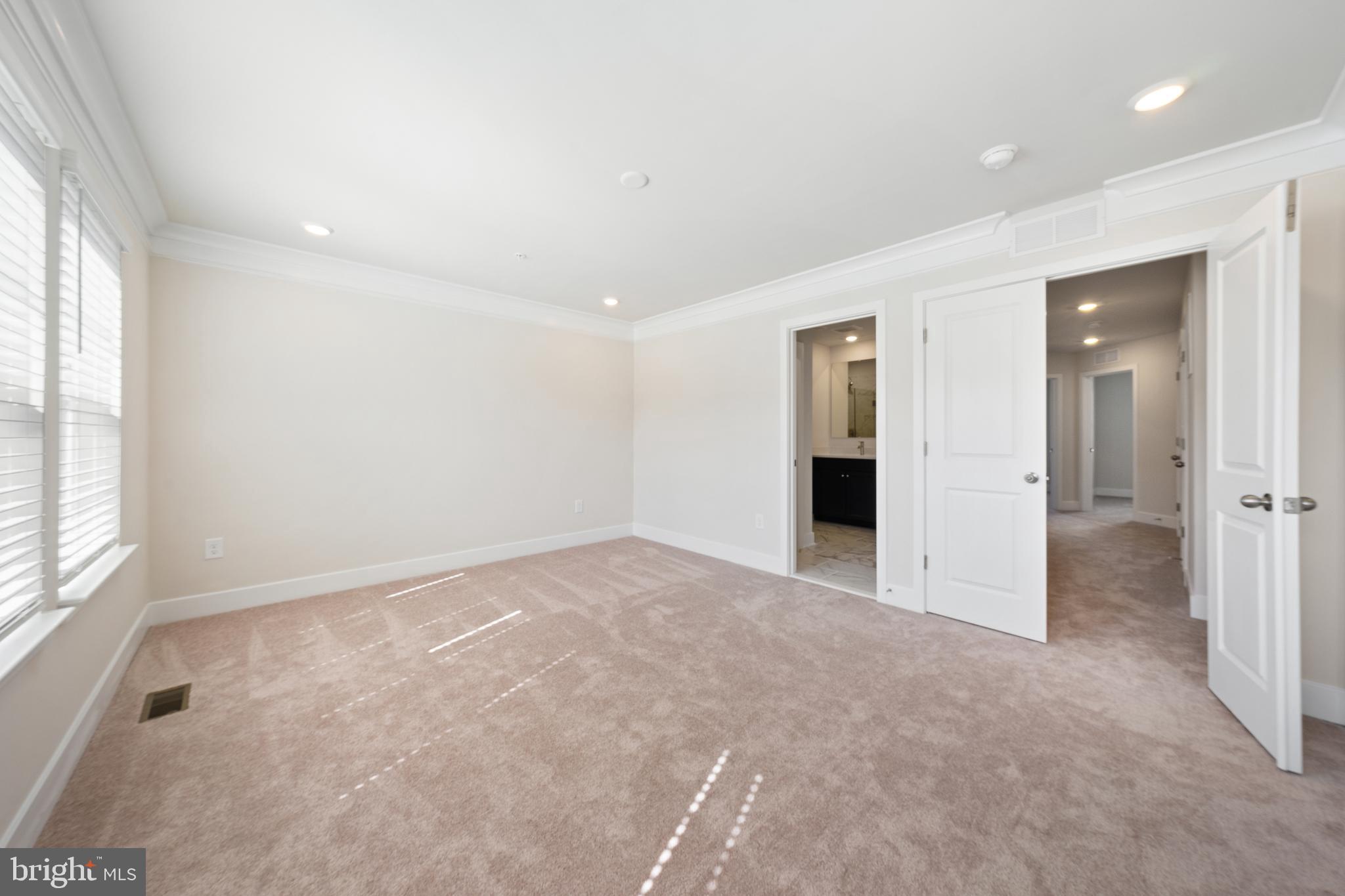 THE WOODS AT MYRTLE POINT - Residential Lease