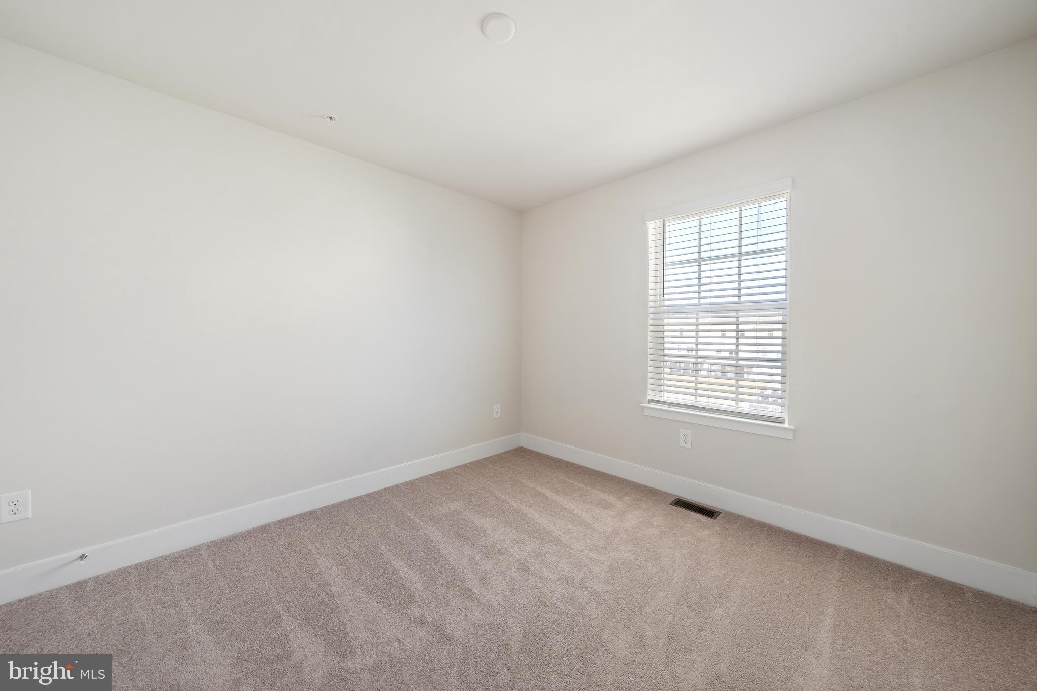 THE WOODS AT MYRTLE POINT - Residential Lease