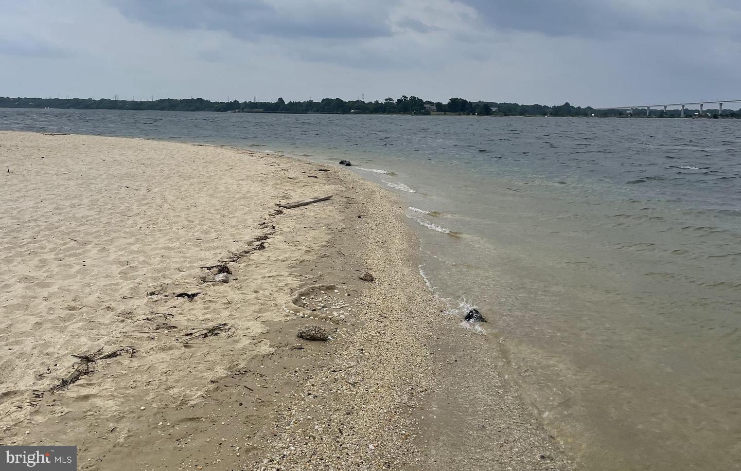 THE WOODS AT MYRTLE POINT - Residential Lease