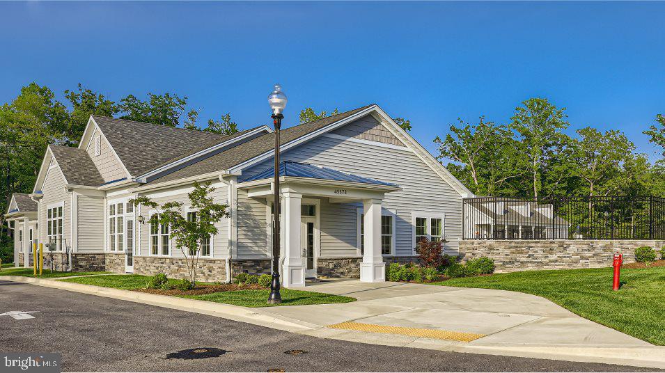 THE WOODS AT MYRTLE POINT - Residential Lease