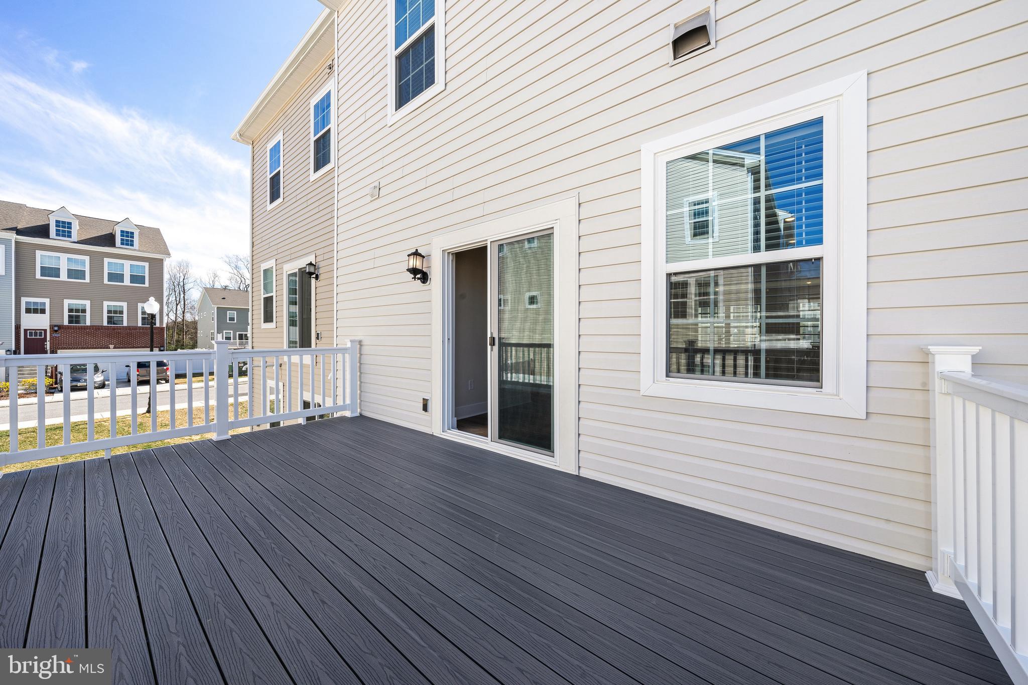 THE WOODS AT MYRTLE POINT - Residential Lease