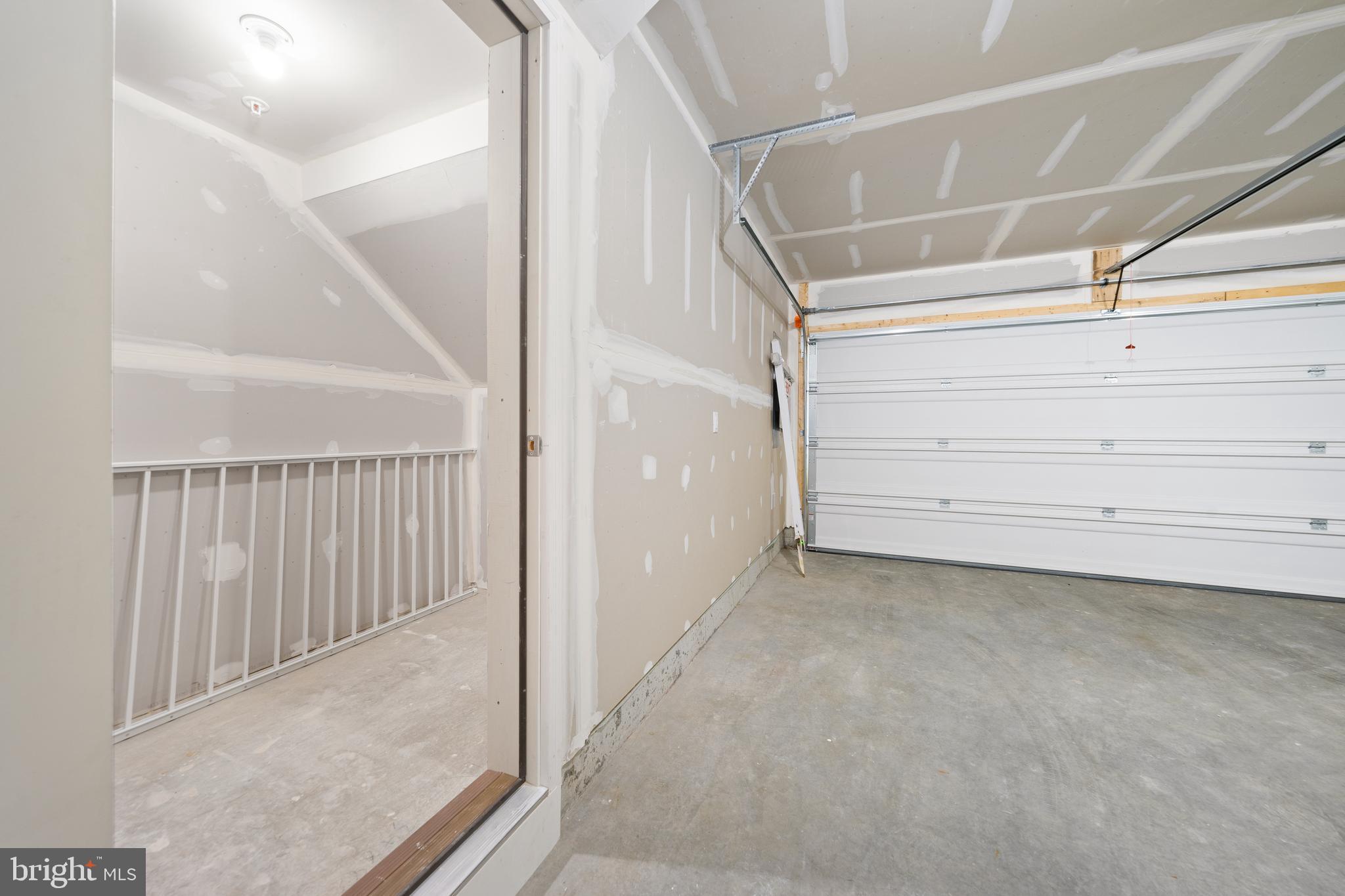 THE WOODS AT MYRTLE POINT - Residential Lease