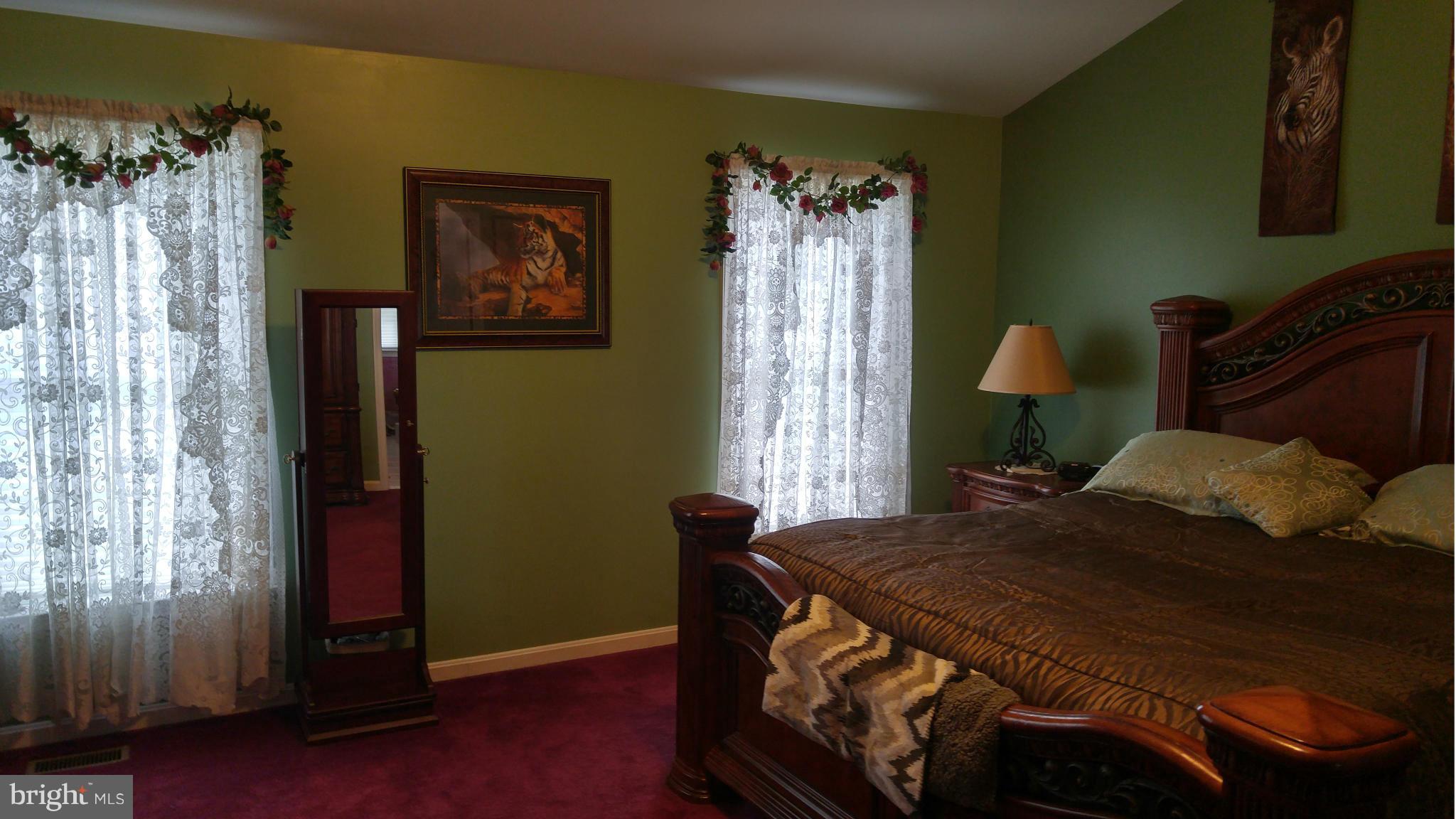 UPPER FALLS - Residential