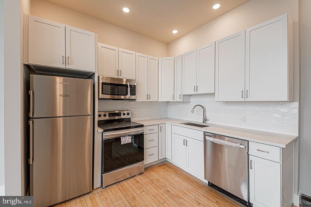 Photo of 1300 S 19th Street #UNIT 309, PHILADELPHIA, PA 19146 (MLS # PAPH2578692)